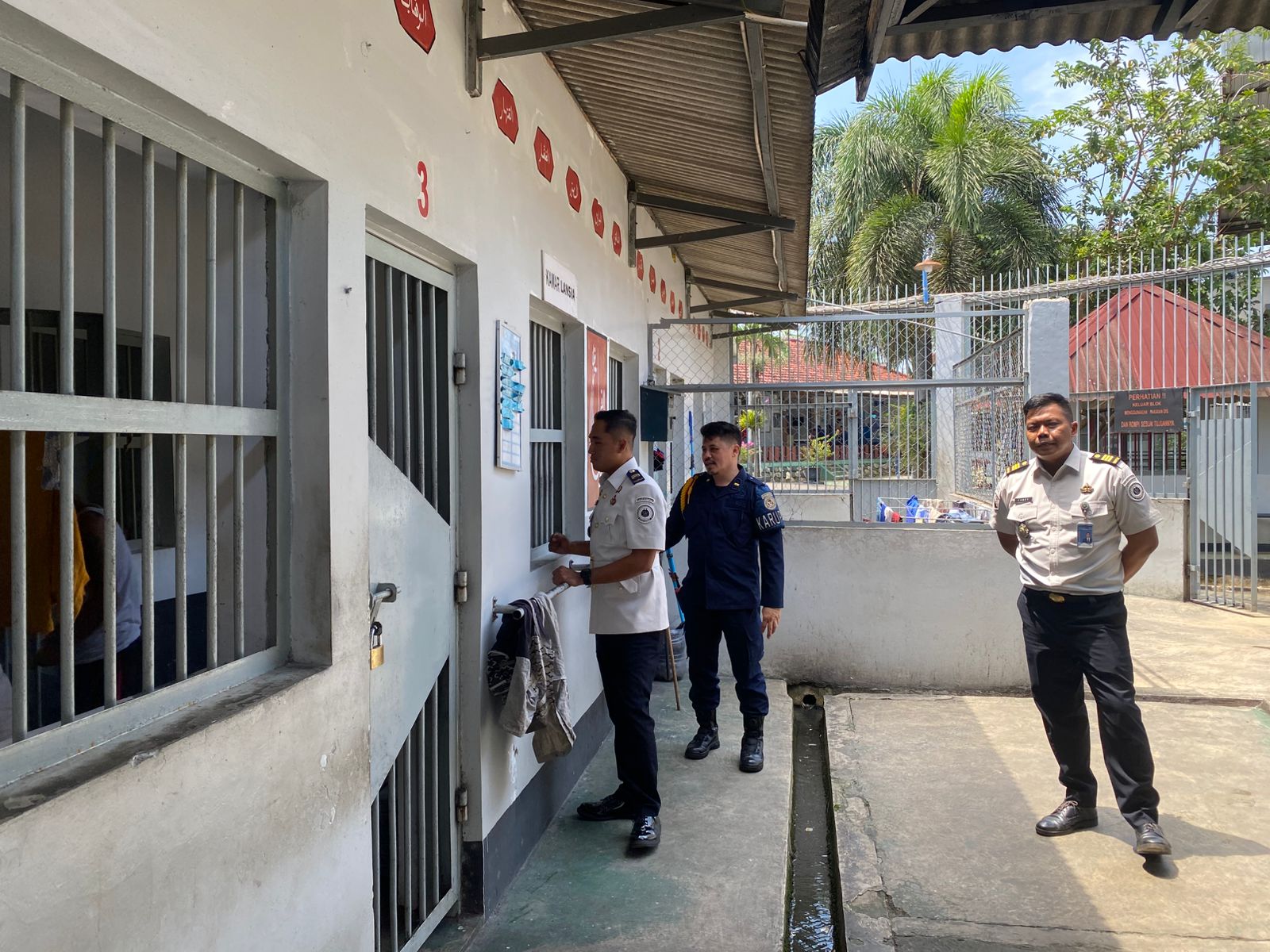 Ka KPLP Lapas Batang Tinjau Langsung Blok Hunian Pasca Pelantikan